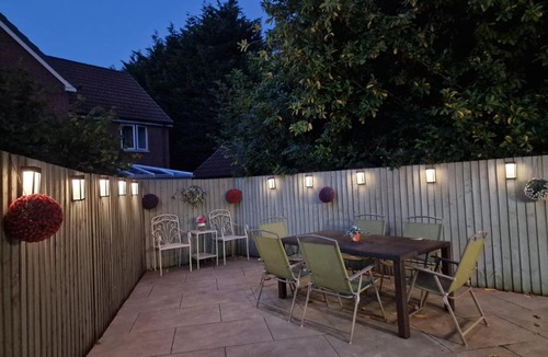 Cardiff House | Luxury Modern 5 Bedroom House