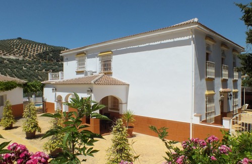 Iznajar Apartment | Luxury Poolside Apartment With Chlorine Free Pool , Hot Tub, Free Wifi,