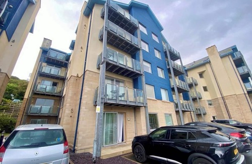 Aberystwyth Apartment | Luxury town centre 2 bedroom apartment