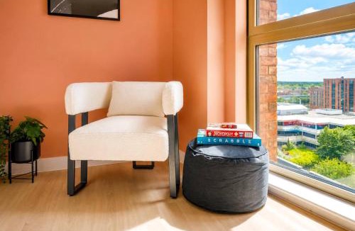 Old Trafford Apartment | Luxury VIEWS 10th Floor 2 Bed Apartment