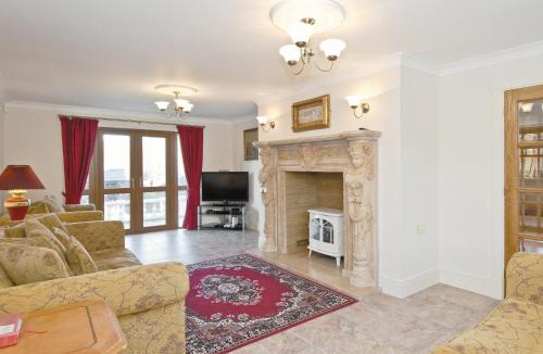 Aberaeron House | Magnolia Cottage