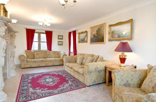 Aberaeron House | Magnolia Cottage