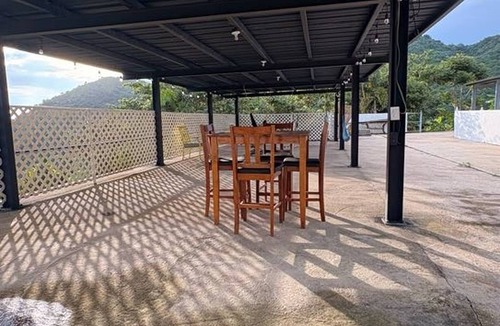 Rio Grande House | Main House – 3BR, 3 Bath, Pool - 8 people