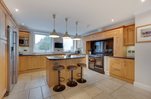 Oldwalls House | Malt Hall - Eight Bedroom House, Sleeps 15