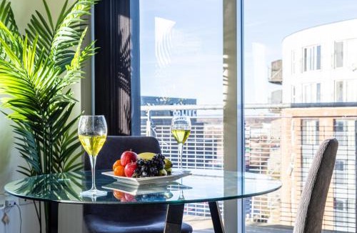 Clayton Apartment | Manchester, Etihad Stadium View , Coop Live, Modern 2 bed apartment,