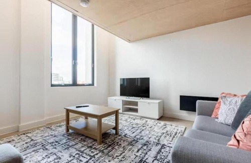 Manchester City Centre Apartment | Manchester - Sky Garden - 2 Beds - Sleeps 4