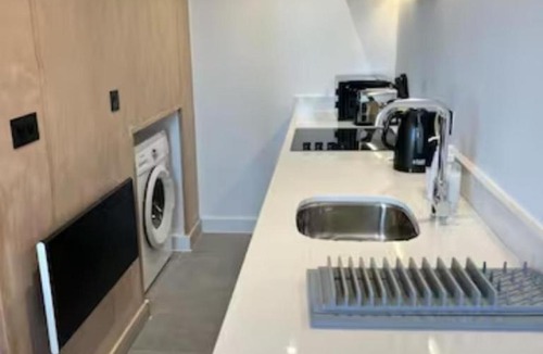 Manchester City Centre Apartment | Manchester - Sky Garden - 2 Beds - Sleeps 4