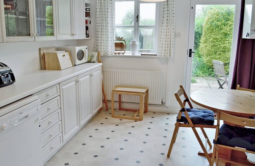 Broadwindsor Cottage | Meadow Cottage-E1793
