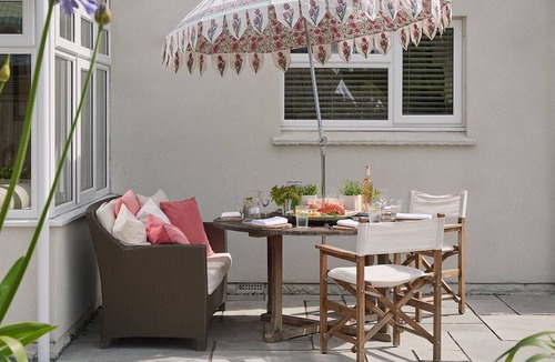 Bembridge House | Meadow Drive, spacious and modern family home