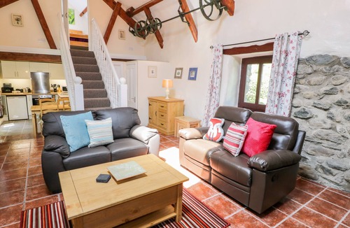 Garndolbenmaen Cottage | Melin Bach