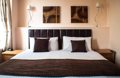 Douglas House | Mereside