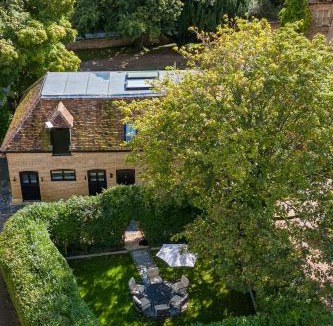 Brill House | Merlins stables-country retreat - Pass the Keys
