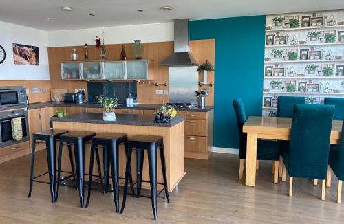 Finnieston Apartment | Metropolitan City Nest - Easy Walk to Glasgow Hydro & SECC CENTER