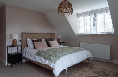 Sandy House | Mill Farm