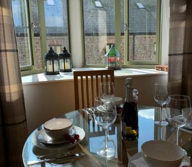 Pembroke Apartment | Mill Pond View