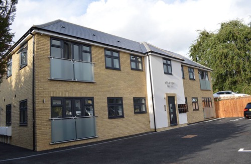 Hatfield Apartment | Modern 1 bed Apartment in Hatfield with Free allocated parking