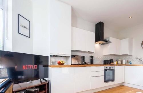 Grangetown Apartment | Modern 1BR Flat | Cardiff Castle & Stadium