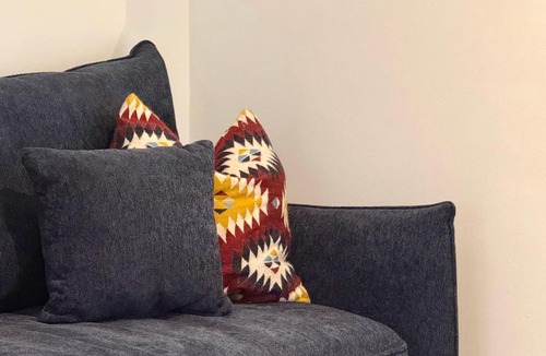 Worcester House | Modern 2-Bedroom House In Worcester, Free Parking & Near M5