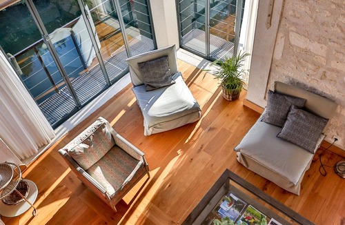 Jarnac Apartment | Modern and bright loft with panoramic view!