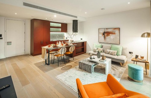 Vauxhall Apartment | Modern Apartment in Nine Elms Battersea