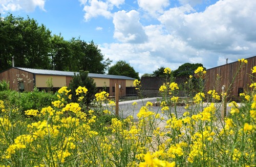 Bourton House | Modern Barn Conversion, 3 bedrooms