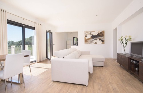 Felanitx House | Modern Finca Batlet, phantastic pool and barbecue area in a quiet location, A/C
