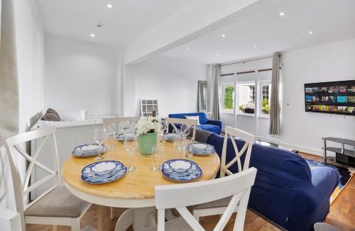 Kensington House | Modern Spacious 2 Bedroom House in Central London
