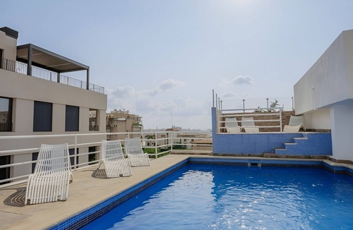 Son Armadams Apartment | Modern Studio Near Gomila Nightlife, Seafront Promenade, and Historic Old Town