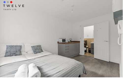 South Norwood Apartment | Modern Studio with En-Suite & Kitchenette - Norwood Junction - Kings Road 3