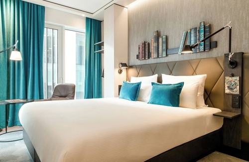 Manchester City Centre Hotel | Motel One Manchester-St. Peter's Square