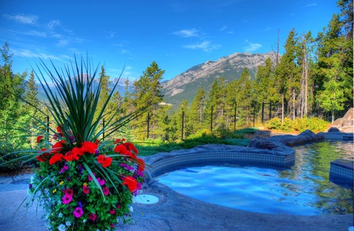 Banff Condo | Mountain Getaway | Great Location/Hot Pools Access
