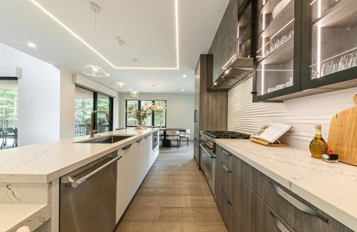 Ponderosa Palisades House | Mountain Spa Retreat