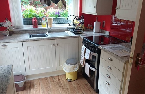 Belfast Apartment | Mountroyal Victorian Self Catering apartment 2 (Sleeps7)