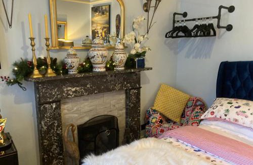 Belfast Apartment | Mountroyal Victorian Studio Self Catering Apartment 3