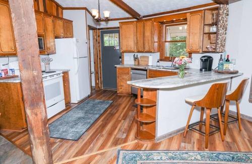 Court House House | New! 8Days a Week - Octagonal home for a unique stay