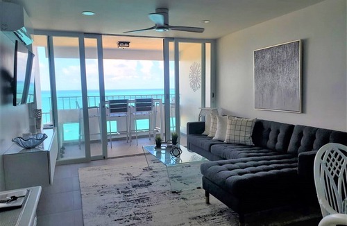 Vilomar Condo | < NEW > Completely Renovated, Playa Azul-Tower 1, 18th Floor, 1 Bedroom1 Bath