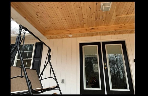 Elkton Cabin | New Custom Cabin near Shenandoan River