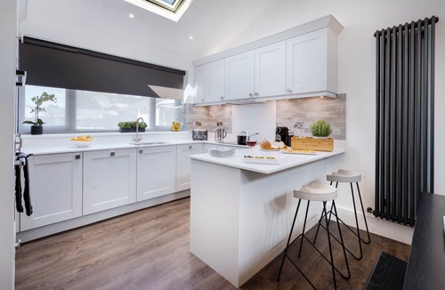 Bowness-on-Windermere House | NEW - Mayfair House - 5 Star - Lake View Luxury