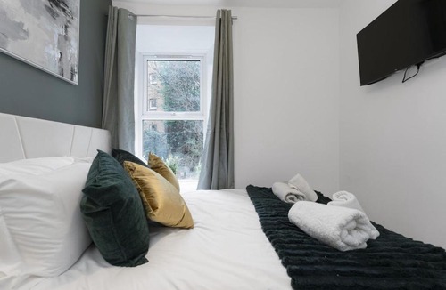 Leith Apartment | Newly Refurbished | Central | 3 Guests