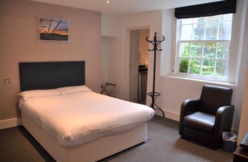 Clifton House | No 2 Georgian Shared House - By Clifton Short Lets