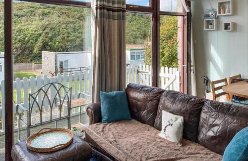 Nolton House | Nolton Haven - Giddy Puffin