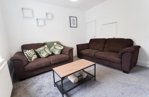 Easton Apartment | November Disc - Long Stay - Contractors