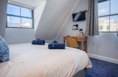 Saundersfoot Hostel | Ocean Cabins No. 10 @ The Square - Saundersfoot