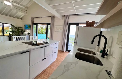 Isabela Ski Chalet | Ocean view romantic getaway chalet