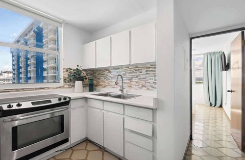 Isla Verde Apartment | Oceanfront | Terrace | Communal Pool | AC