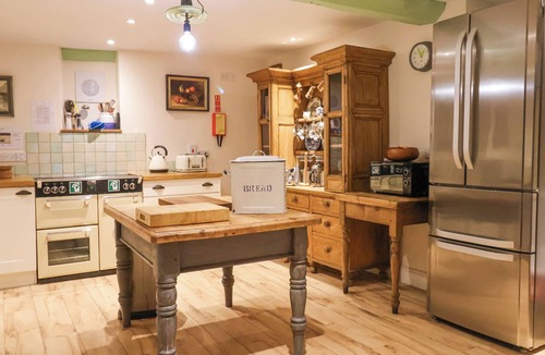 Lyme Regis Cottage | Old Monmouth