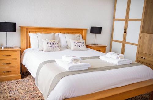 Douglas Promenade Hotel | Opul Express