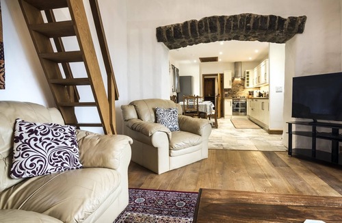 Tenby Cottage | Orchard Cottage - Barn Conversion - Beavers Hill