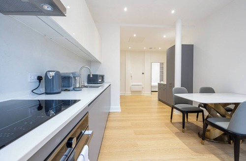 Manchester City Centre Apartment | Orient Residence Manchester