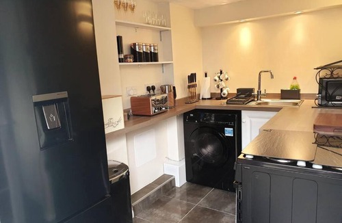 Edingworth Apartment | Otters' Raft